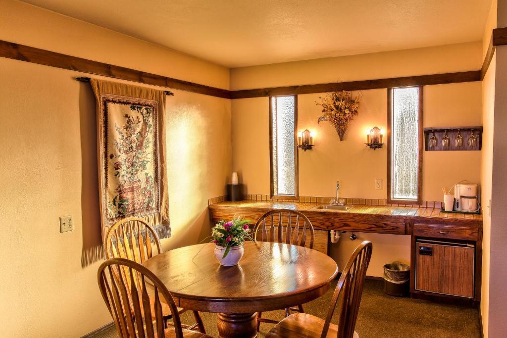 Islands Inn Anacortes Room photo